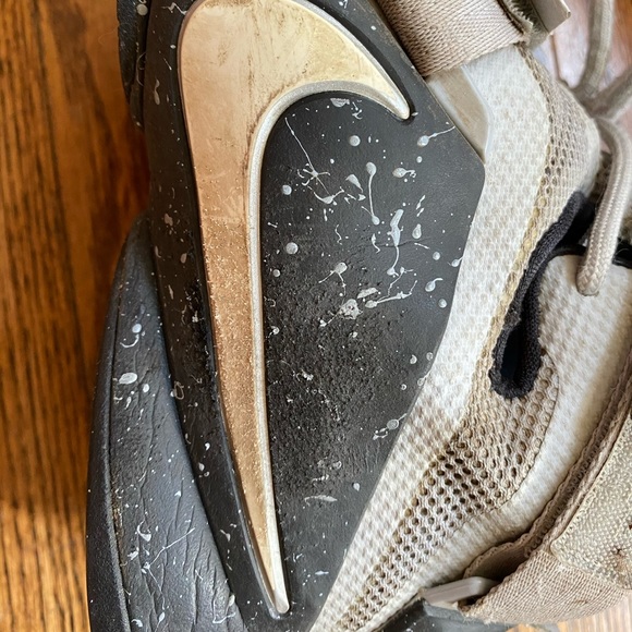 Lebron Soldier 9s - Picture 2 of 4